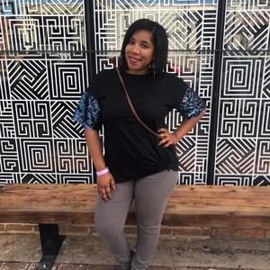 Meet your Posher, Alicia